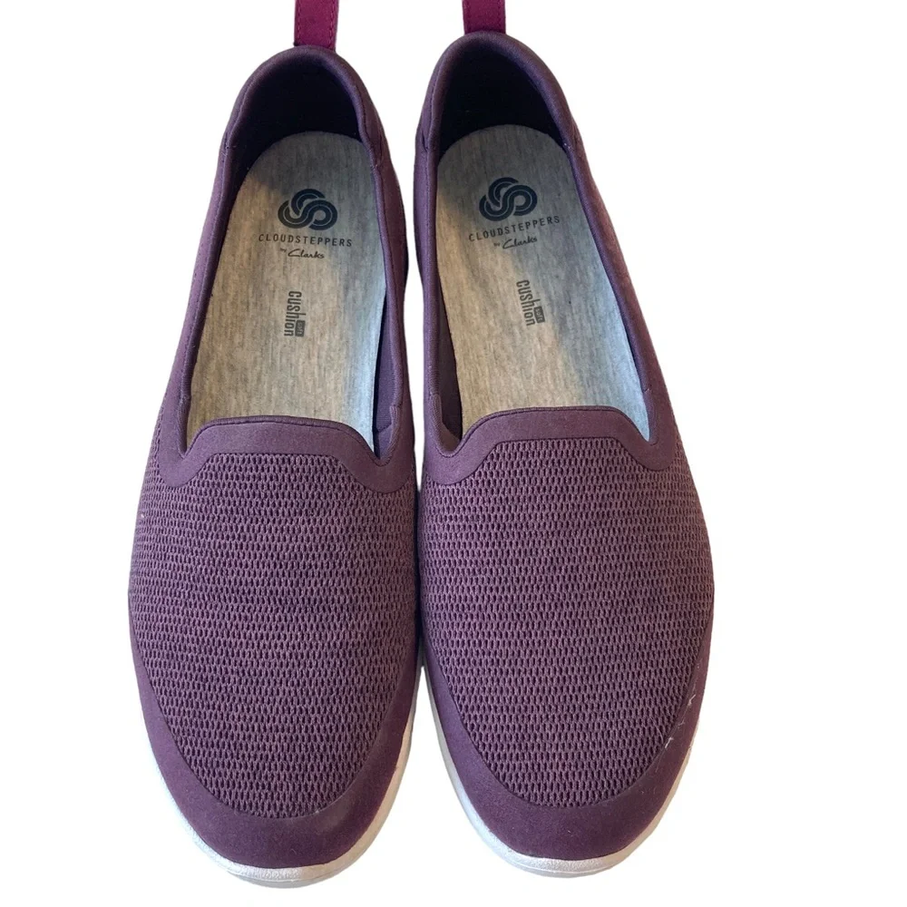 Clarks Step Allena Lo Ladies Aubergine Slip On Shoes US size 9 CLOUDSTEPPERS